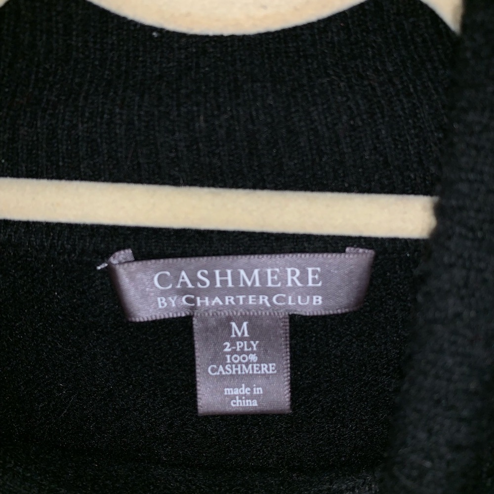 Women’s Cashmere Sweater